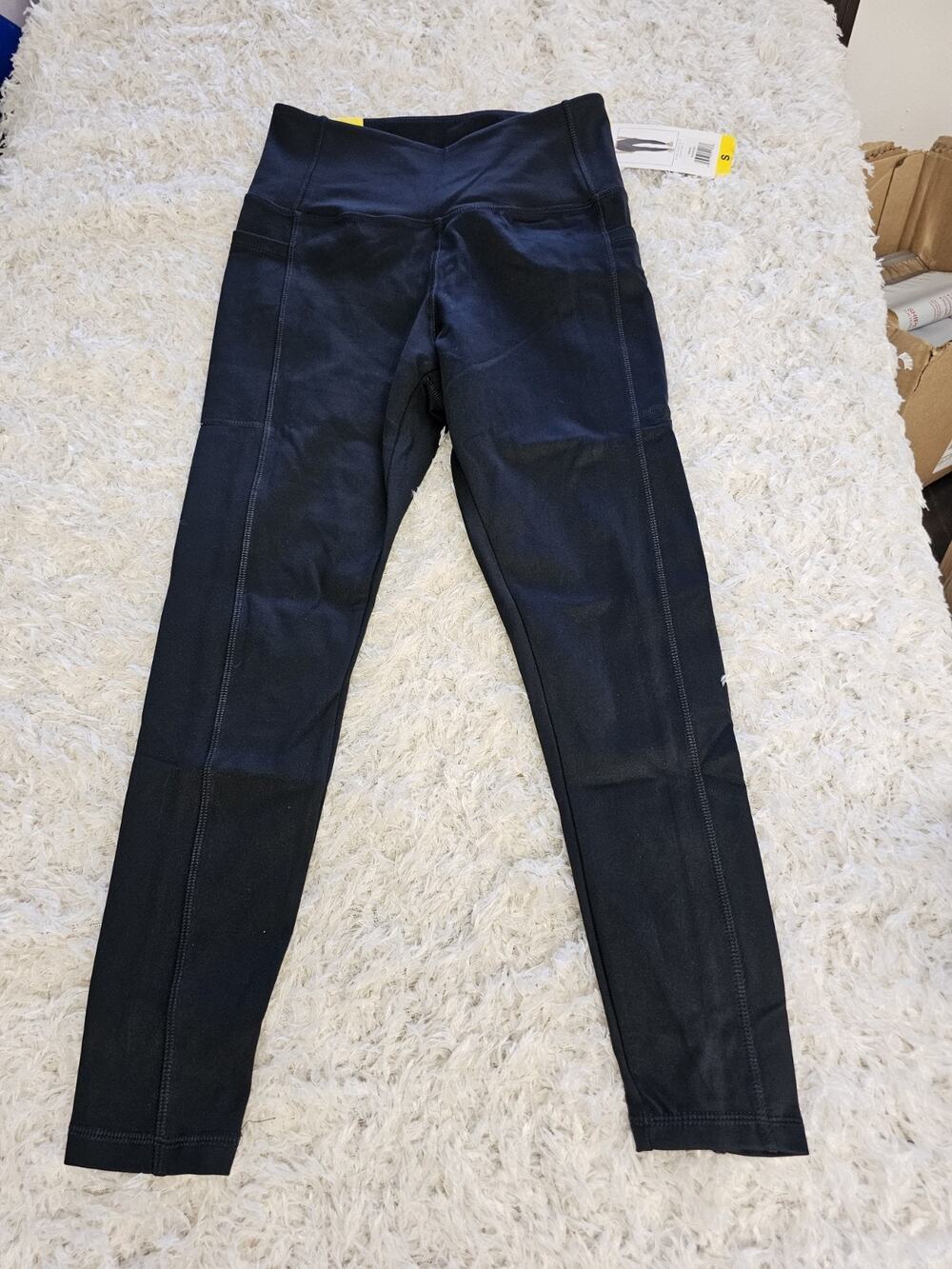Danskin NWT Crossover Waist 7/8 Leggings Yoga Athletic Workout Gym Pockets S